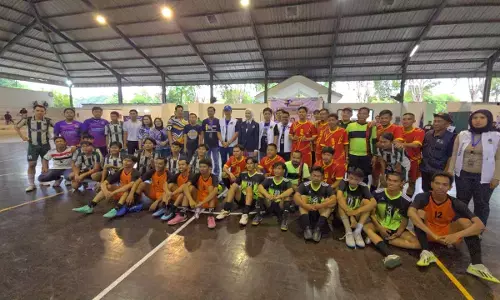 Gelaran futsal pererat sinergi kader di HUT Partai NasDem Surabaya ke-14