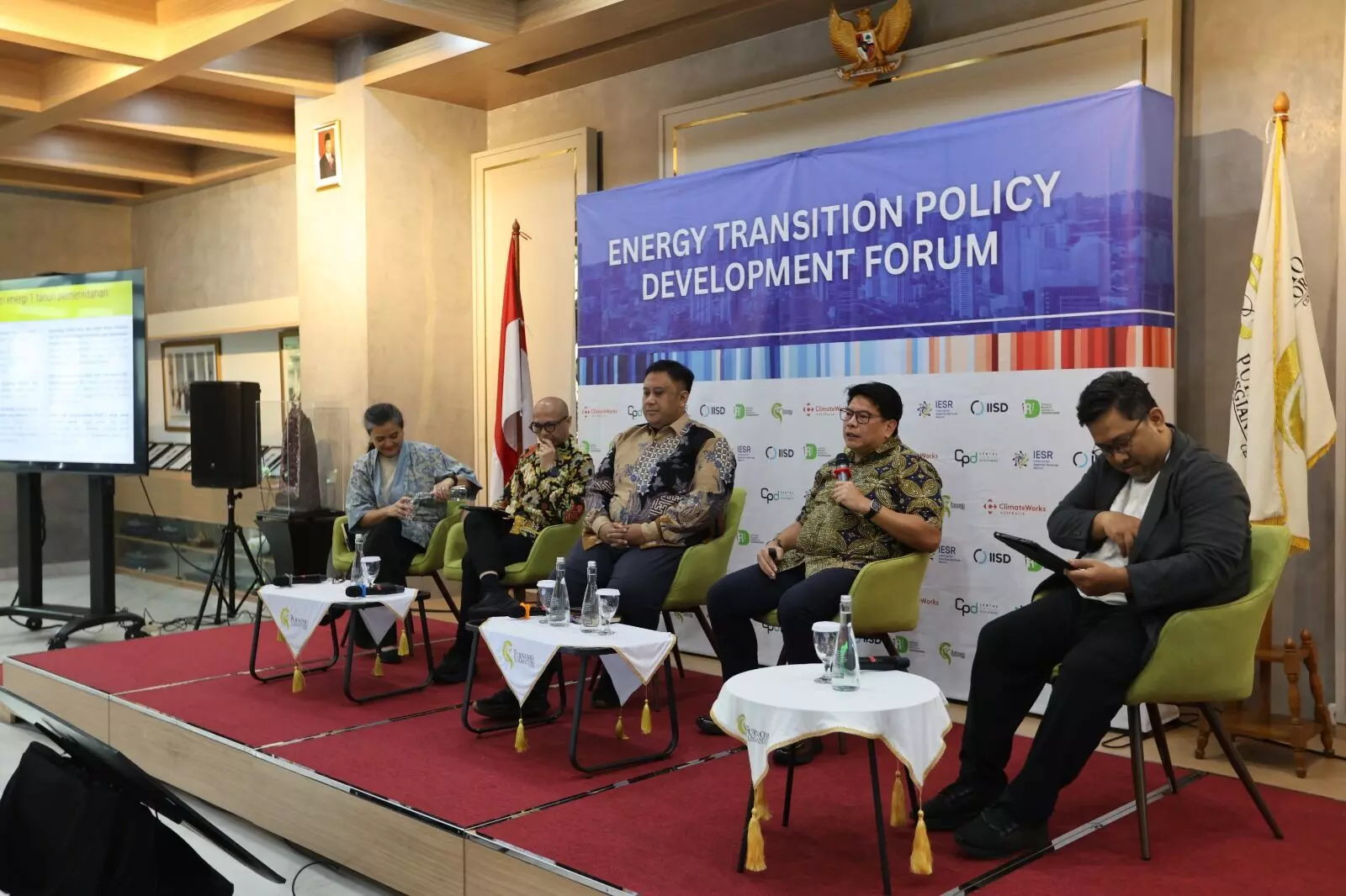 Transisi energi yang efektif: 9 Rekomendasi untuk pemerintahan Prabowo-Gibran