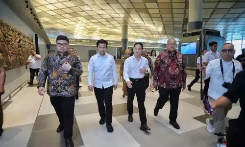 Bupati gratiskan tiket wisata penumpang Super Air Jet Jakarta-Kediri Bupati gratiskan tiket wisata penumpang Super Air Jet Jakarta-Kediri