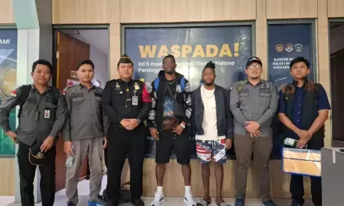 Imigrasi Pangkalpinang deportasi dua pesepak bola asing