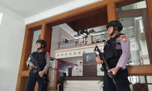 KPK geledah ruang kerja Bupati Ponorogo KPK geledah ruang kerja Bupati Ponorogo