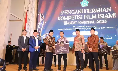 Kemenag umumkan para juara kompetisi film Islami nasional 2025 Kemenag umumkan para juara kompetisi film Islami nasional 2025