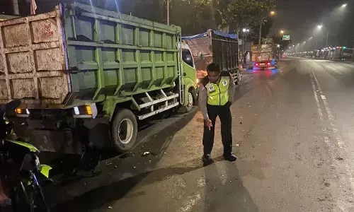 Tabrak truk parkir, pengendara motor di Salatiga meninggal Tabrak truk parkir, pengendara motor di Salatiga meninggal