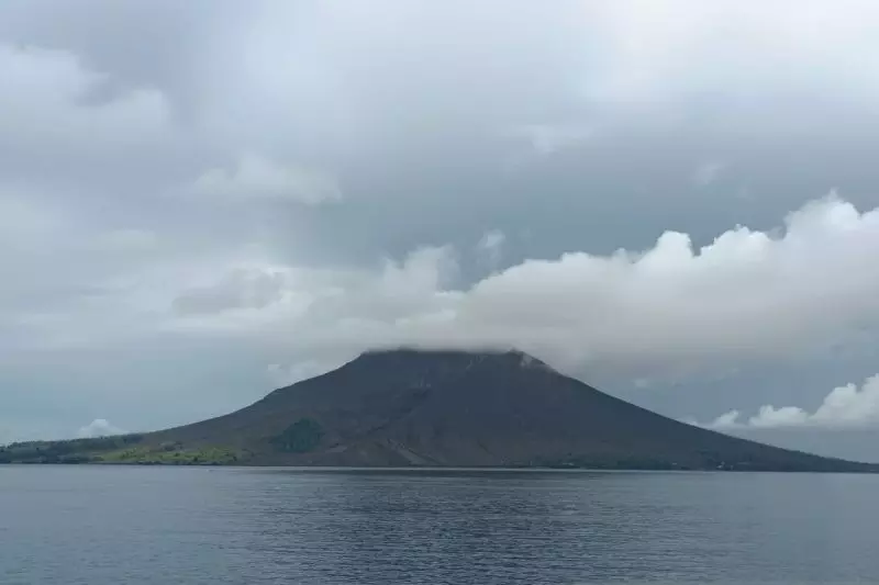 Aktivitas gunung api sebabkan putusnya kabel `Palapa Ring Tengah`