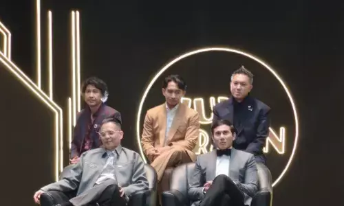 Kerja bareng dua komedian, Vino G Bastian jadi Lupa Daratan Kerja bareng dua komedian, Vino G Bastian jadi Lupa Daratan