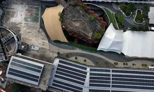 Panel surya BTS wilayah 3T: solusi energi untuk konektivitas nasional