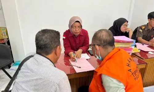 Kasus korupsi DAK pendidikan, Kejati Jambi tahan empat orang Kasus korupsi DAK pendidikan, Kejati Jambi tahan empat orang
