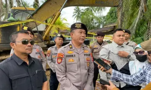 Polda Kalsel tindak penambangan galian C ilegal di HSS Polda Kalsel tindak penambangan galian C ilegal di HSS