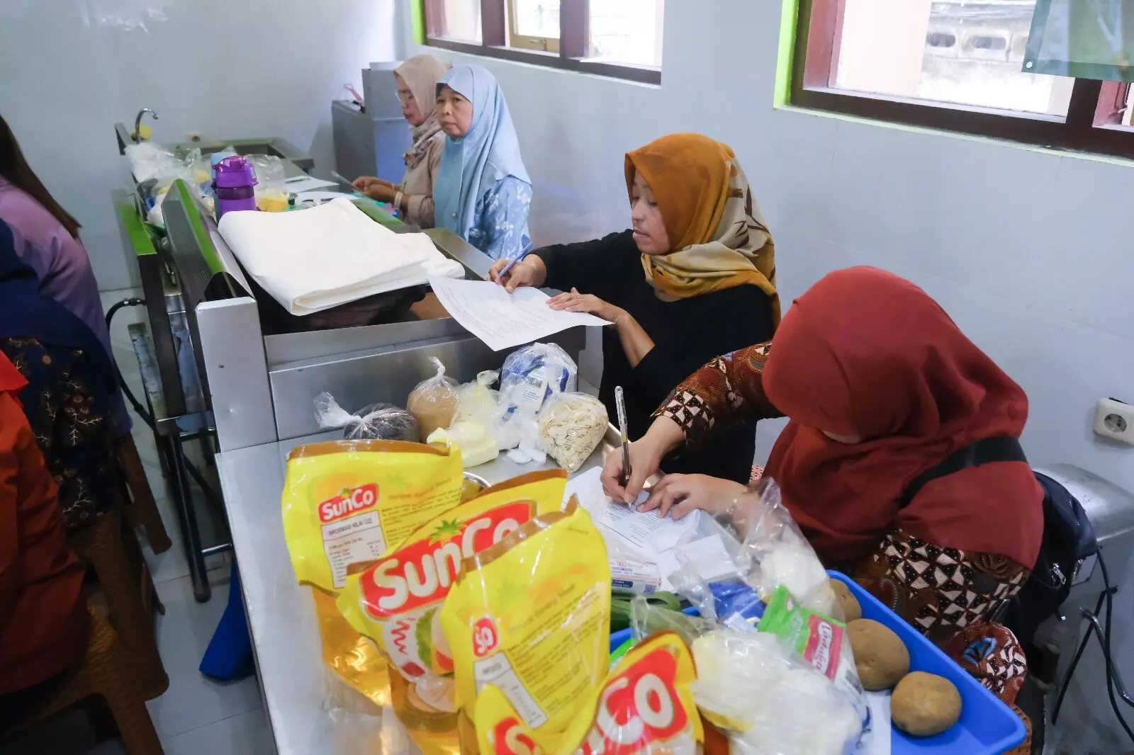 Pelaku UMKM Kota Magelang belajar olahan makanan agar berdaya saing