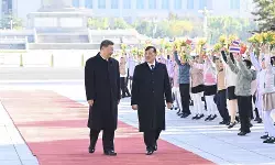 Xi Jinping bertemu dengan Raja Thailand Xi Jinping bertemu dengan Raja Thailand