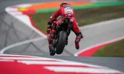 Bagnaia masih mengalami masalah yang sama di MotoGP Valencia