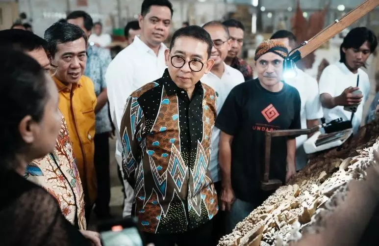Menbud tekankan pentingnya hilirisasi ukir Jepara sebagai karya seni Menbud tekankan pentingnya hilirisasi ukir Jepara sebagai karya seni
