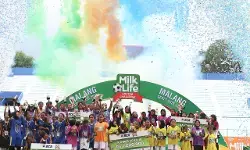 MILKLIFE SOCCER CHALLENGE MALANG SERI 1: MI Al Ihsan dan SDN Mojorejo 01 raih gelar juara MILKLIFE SOCCER CHALLENGE MALANG SERI 1: MI Al Ihsan dan SDN Mojorejo 01 raih gelar juara