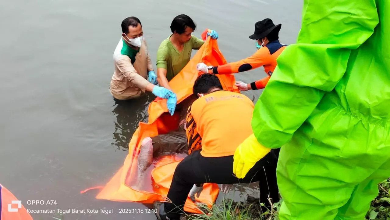 Pria ditemukan tewas mengapung di Kali Kemiri, polisi selidiki penyebab kematian Pria ditemukan tewas mengapung di Kali Kemiri, polisi selidiki penyebab kematian