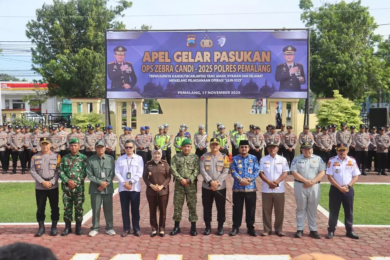 Polres Pemalang gelar OZC 2025 jelang Nataru, sasar 8 prioritas pelanggaran lalu lintas Polres Pemalang gelar OZC 2025 jelang Nataru, sasar 8 prioritas pelanggaran lalu lintas