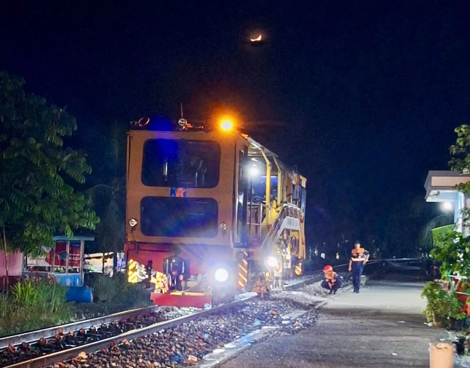 Stabilitas jalur jadi prioritas: KAI Divre II Sumbar lakukan perawatan geometrik Stabilitas jalur jadi prioritas: KAI Divre II Sumbar lakukan perawatan geometrik