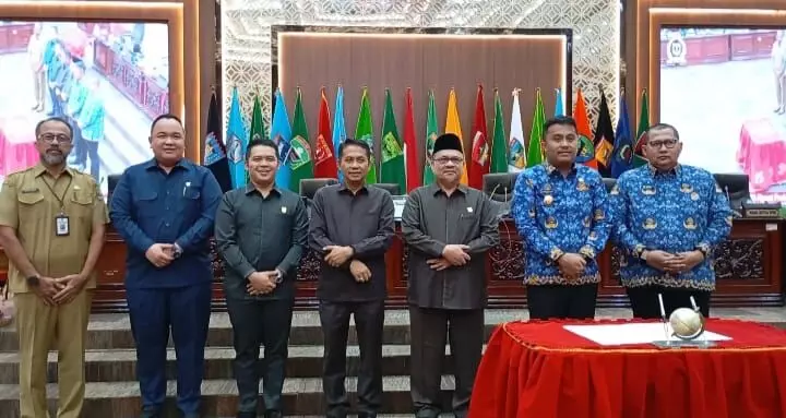 DPRD Provinsi Sumatera Barat tetapkan APBD Tahun 2026 DPRD Provinsi Sumatera Barat tetapkan APBD Tahun 2026
