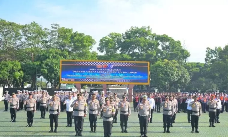 Polda Jabar terjunkan 2.088 personel dalam Operasi Zebra Lodaya 2025 Polda Jabar terjunkan 2.088 personel dalam Operasi Zebra Lodaya 2025