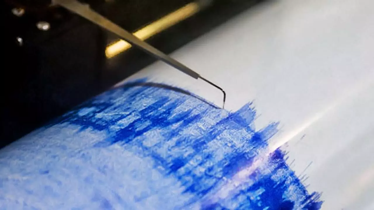 18 November 2023: Gempa Magnitudo 5,2 guncang Bandung Jawa Barat 18 November 2023: Gempa Magnitudo 5,2 guncang Bandung Jawa Barat