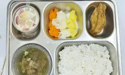 Kegembiraan gajian MBG turut menggerakkan ekonomi sekitar Kegembiraan gajian MBG turut menggerakkan ekonomi sekitar