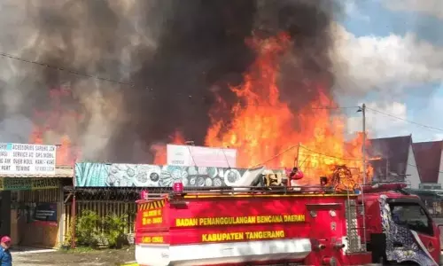 Kerugian atas kebakaran rumah makan di Tangerang capai Rp500 juta Kerugian atas kebakaran rumah makan di Tangerang capai Rp500 juta