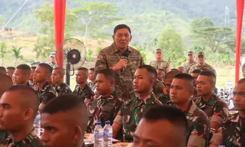 Menhan tinjau kesiapan Batalyon Teritorial Pembangunan 857/GG di Pidie Menhan tinjau kesiapan Batalyon Teritorial Pembangunan 857/GG di Pidie