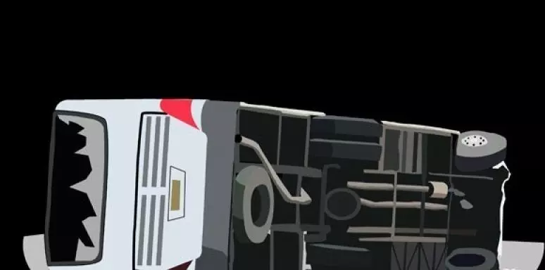 Kecelakaan bus jamaah umrah asal India di Madinah, 45 tewas Kecelakaan bus jamaah umrah asal India di Madinah, 45 tewas