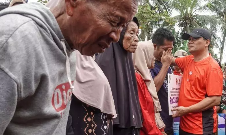 BNPB catat 269 keluarga di Cilacap akan direlokasi akibat longsor BNPB catat 269 keluarga di Cilacap akan direlokasi akibat longsor