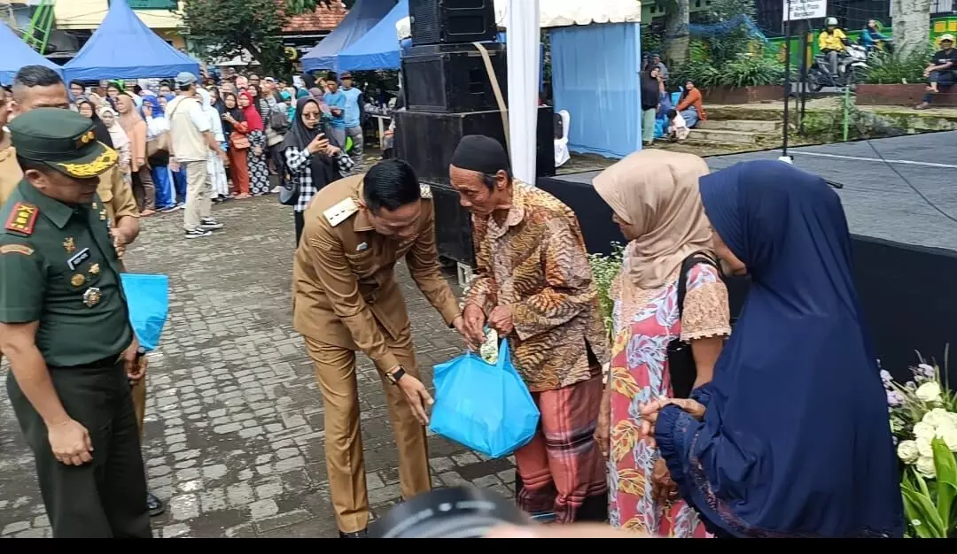 Antisipasi kenaikan harga jelang Nataru, Pemkot Malang gelar operasi pasar