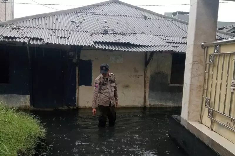 Banjir landa 16 RT di Jaksel dan Jakbar setelah diguyur hujan