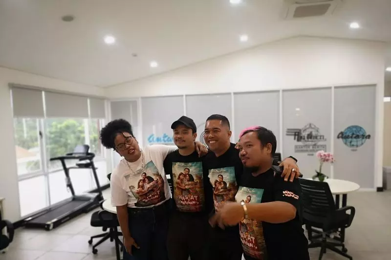 Jenda Munthe hingga Derby Romero bintangi film keluarga Wasiat Warisan Jenda Munthe hingga Derby Romero bintangi film keluarga Wasiat Warisan