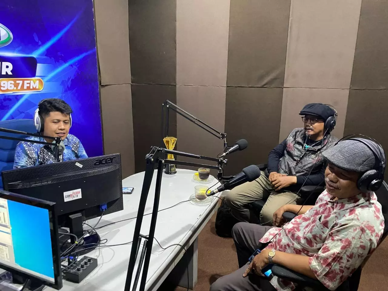 Elshinta Palembang 96.7 FM kupas bedanya Teater Modern dan Dulmuluk