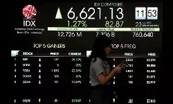 IHSG ditutup melemah seiring memudarnya optimisme `cut rate` The Fed