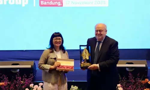 Kemdiktisaintek tingkatkan kolaborasi dengan Inggris lewat JWG 2025 Kemdiktisaintek tingkatkan kolaborasi dengan Inggris lewat JWG 2025