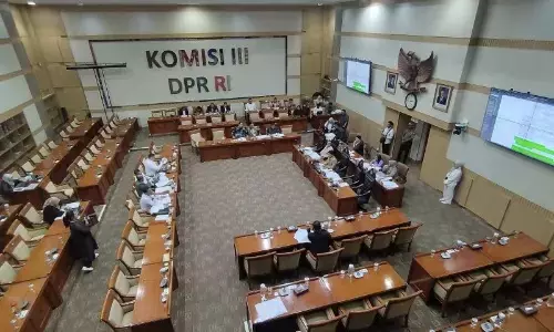 Komisi III tegaskan KUHAP baru tak memuat aturan penyadapan