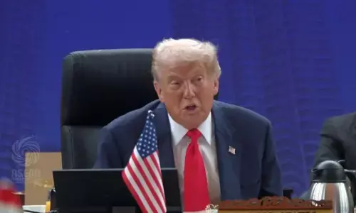 Trump pertimbangkan langkah militer ke Venezuela Trump pertimbangkan langkah militer ke Venezuela