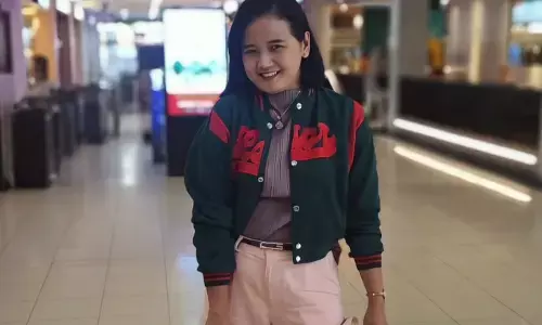 Cara baru membaca puisi esai: Dari narasi ke branding