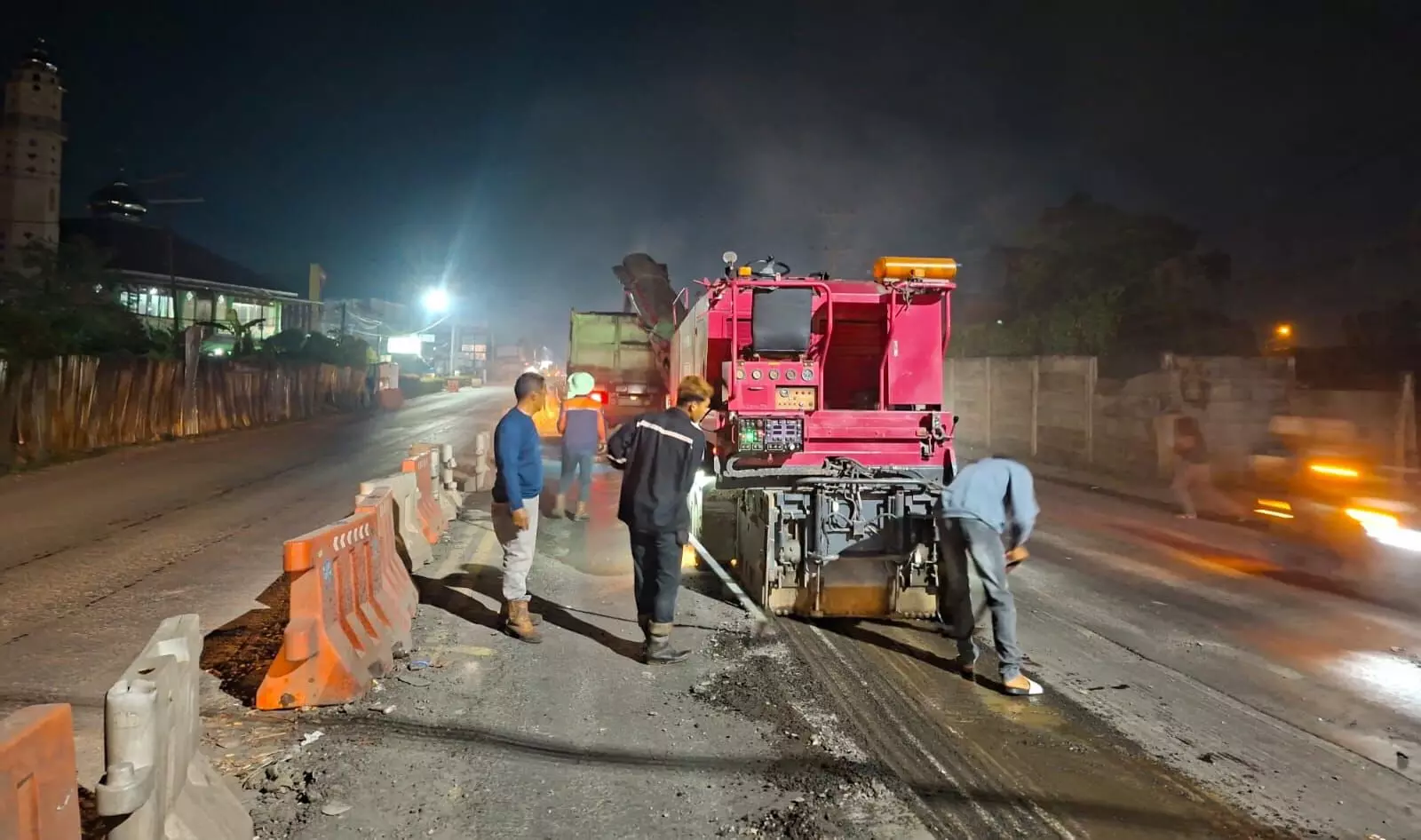 Membahayakan dan macet, perbaikan jalan nasional Palembang–Betung dikebut