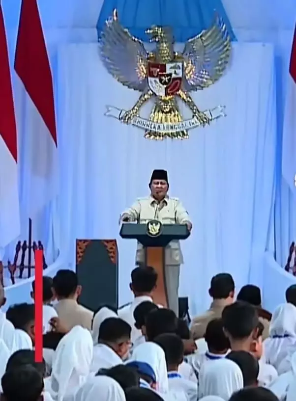 Prabowo minta tidak lagi disambut anak sekolah saat kunker: Kasihan mereka harus panas-panasan