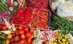 PIHPS: Harga bawang merah Rp37.900/kg, cabai rawit Rp24.600/kg