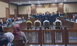 Saksi ungkap alasan KPI batalkan penyewaan Kapal Suezmax