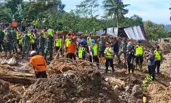 Pencarian 26 korban longsor Banjarnegara dilanjutkan setelah tiga hari tertunda Pencarian 26 korban longsor Banjarnegara dilanjutkan setelah tiga hari tertunda