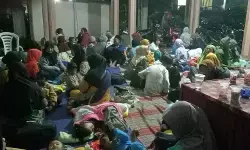 Kemensos tangani warga terdampak erupsi Gunung Semeru Kemensos tangani warga terdampak erupsi Gunung Semeru