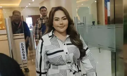 Polisi serahkan berkas Lisa Mariana kepada JPU Kejati Jabar