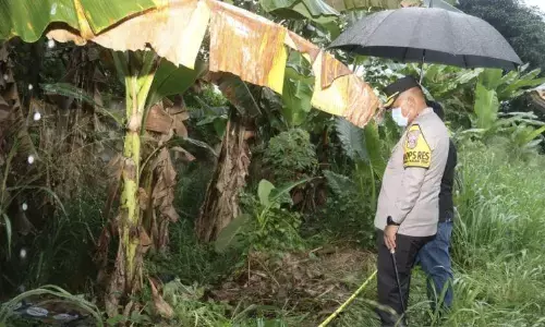 Temuan mayat di Tangerang diduga sudah tewas tujuh hari Temuan mayat di Tangerang diduga sudah tewas tujuh hari