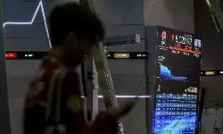 IHSG ditutup menguat seiring neraca transaksi berjalan RI surplus