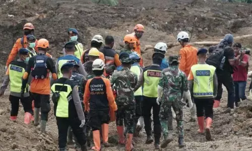 Dompet Dhuafa bantu pencarian korban longsor di Banjarnegara