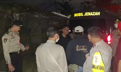 Polisi evakuasi mayat tanpa identitas di gubuk kosong Cikande Serang