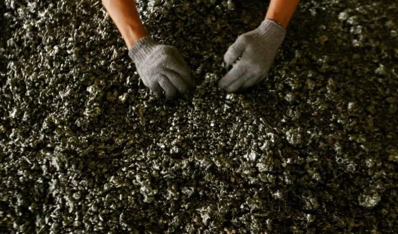 Mitigasi ancaman krisis di hulu saat hilirisasi nikel