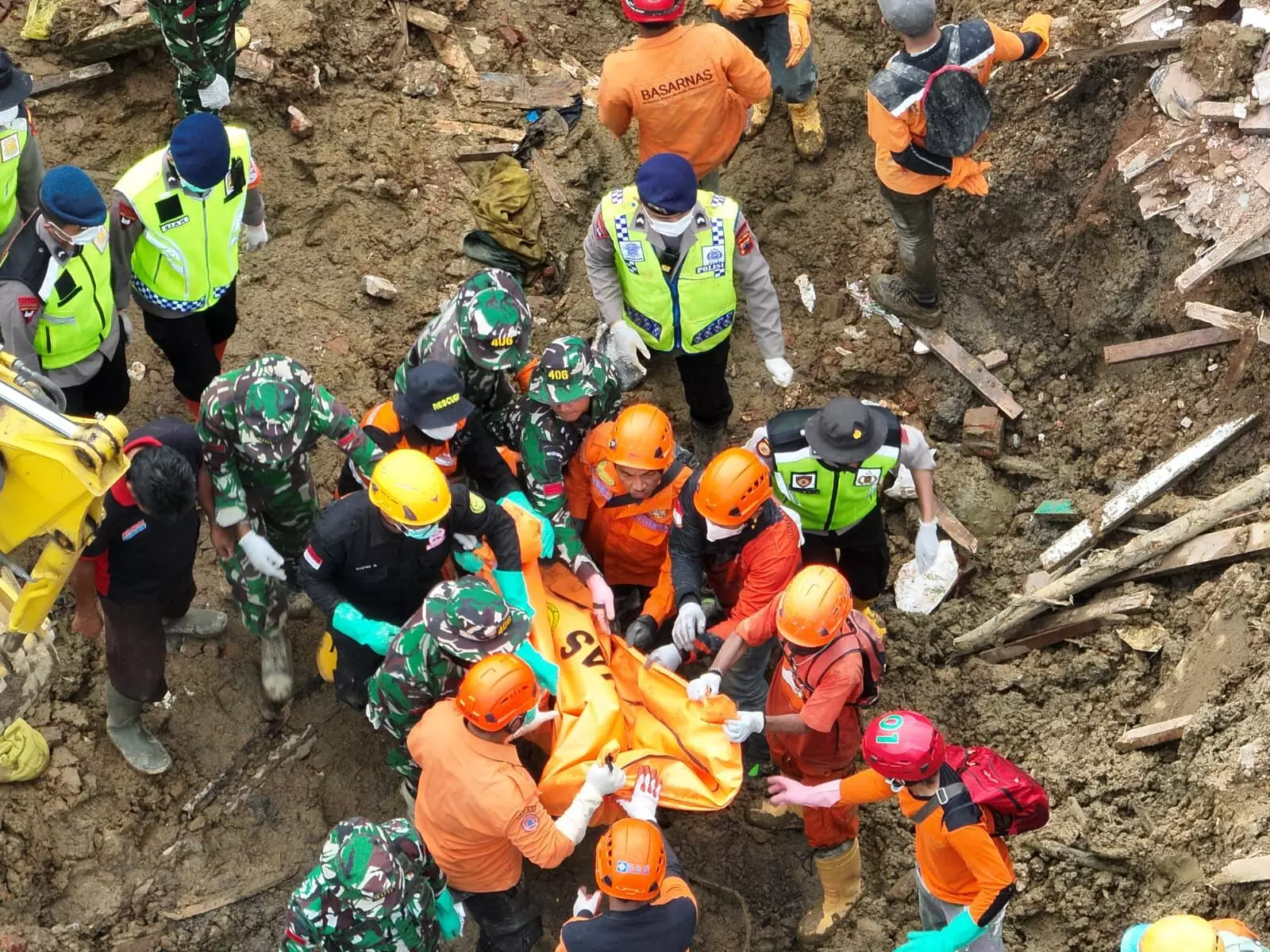 Info terkini: Tim SAR temukan 7 jenazah korban longsor Pandanarum, Banjarnegara